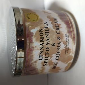 Bath And Body Works 3-Wick Candle - Cinnamon Spiced Vanilla & Hot Cocoa & Cream